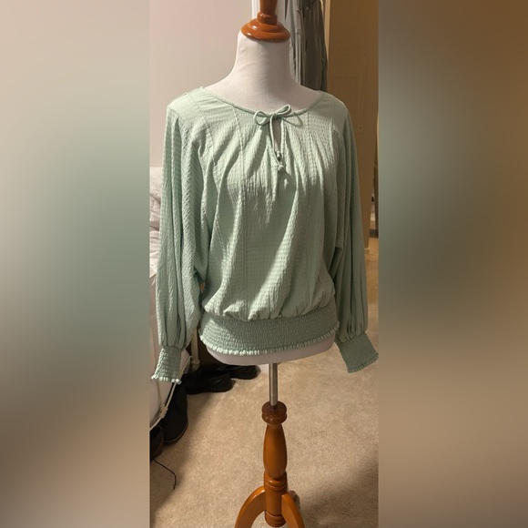 Anthropologie Rebecca Mint Green Smocked Boho Blouse. Size Medium - Picture 3 of 7